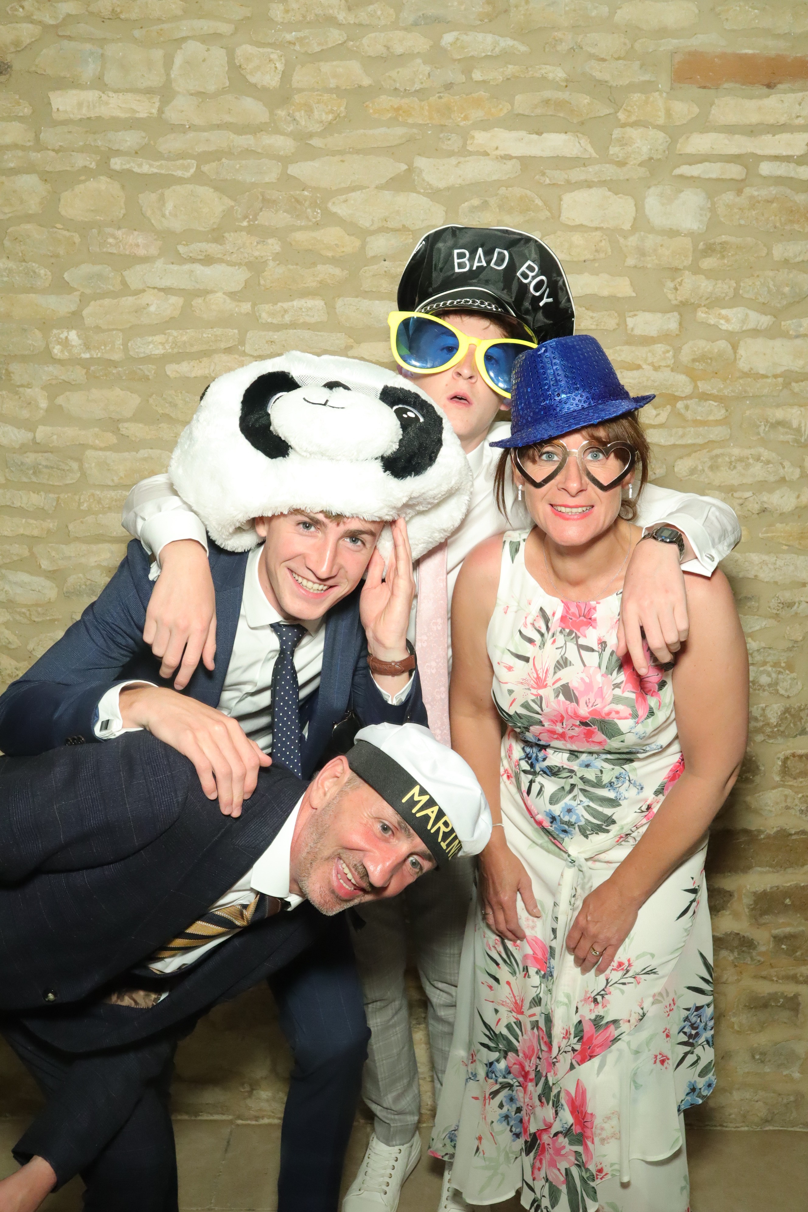 Natalie & Jack’s Wedding | View more photos from the event at gallery.myphotoboothexperience.co.uk/u/MyPhotoBoothExperienceLtd/Natalie-Jack’s-Wedding